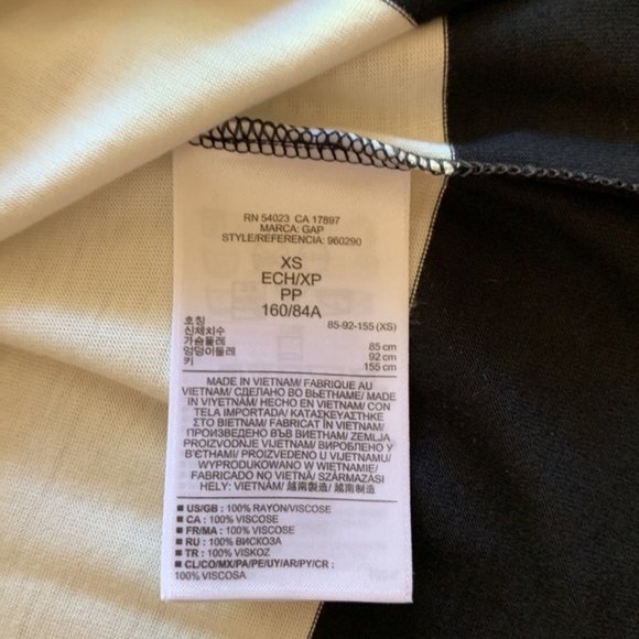 NWT - GAP Women’s Black & White Striped Strapless Maxi Dress (Size XS) - Picture 3 of 3